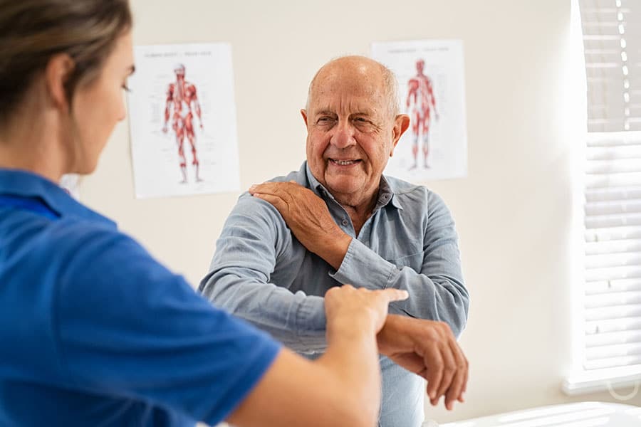Shoulder Pain Treatment in Sterling Heights, MI